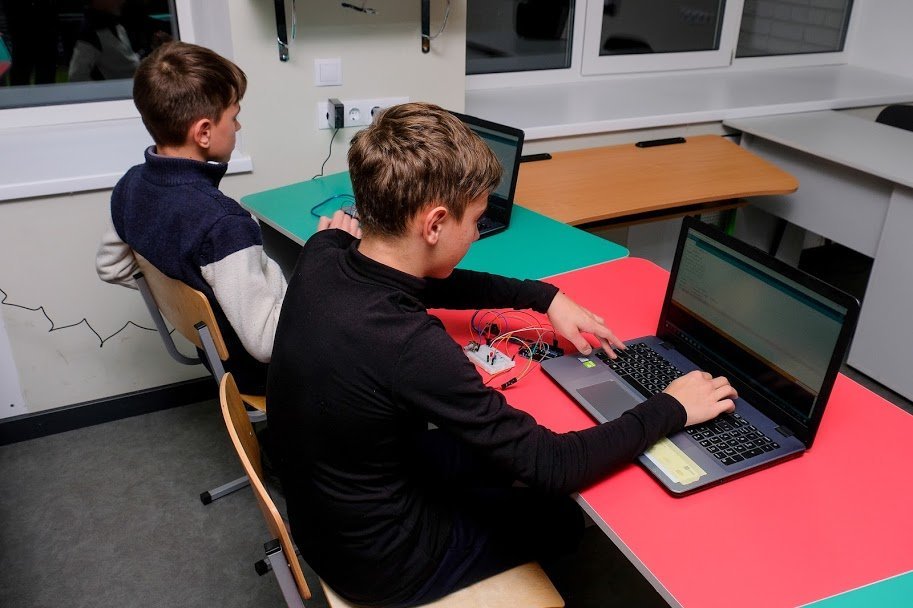 ����: 056.ua