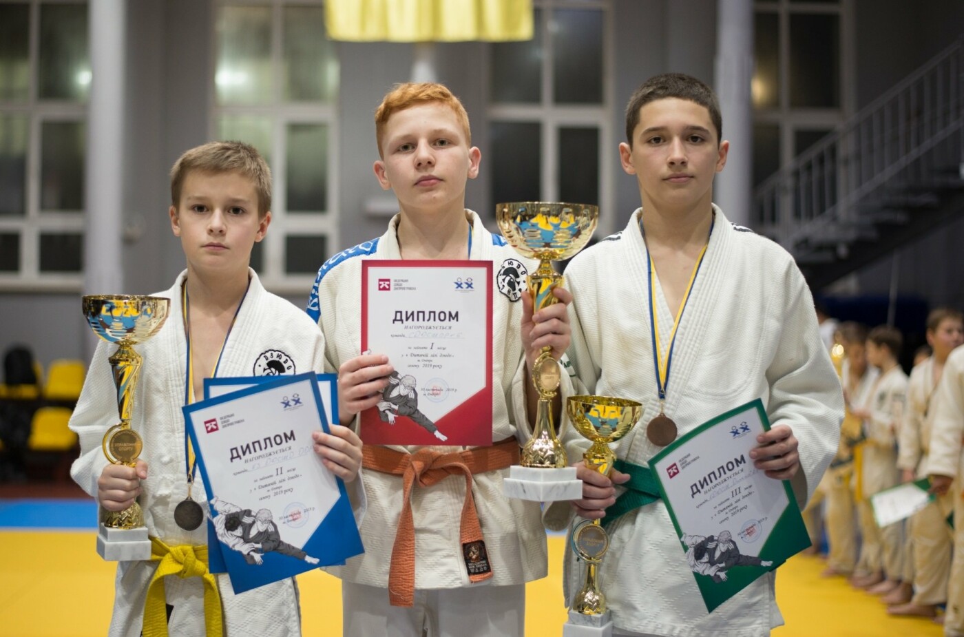 ����: 056.ua