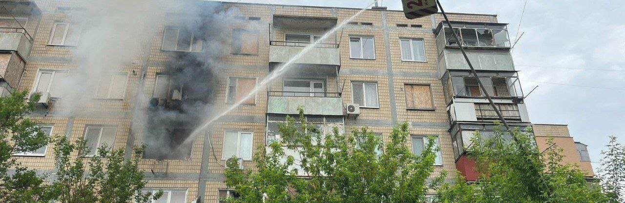 Дніпропетровщину накрили дрони та артилерія: десятки атак і пожежа в багатоповерхівці