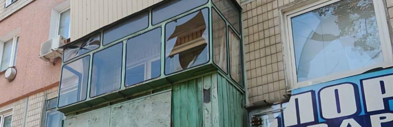 Троє поранених та руйнування: наслідки атак по Дніпропетровщині 