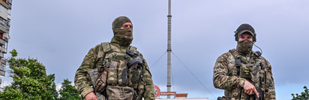 Стягують техніку, мінують інфраструктуру, ховаються серед населення: в Мелітополі переполох окупантів