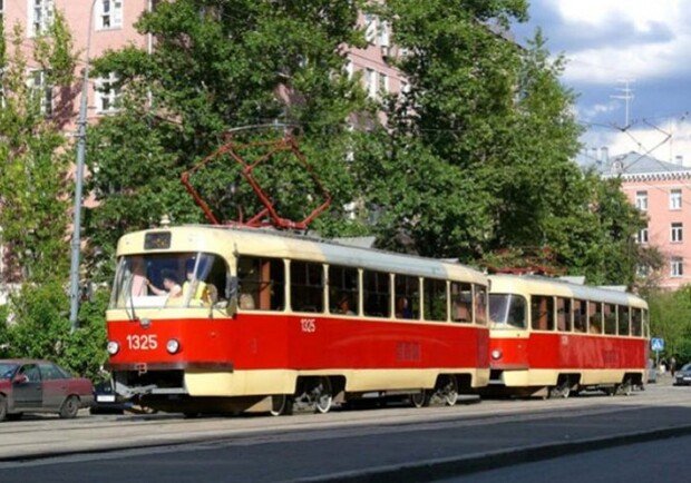 Зміни у русі трамвайних та автобусних маршрутів в Дніпрі на 12 липня