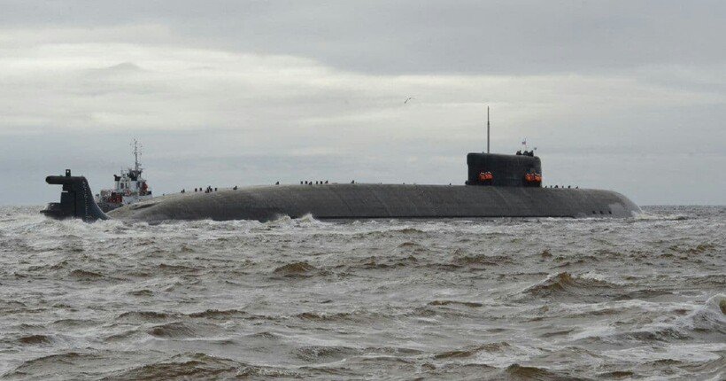 рф у Чорному морі тримає три ракетоносії з 