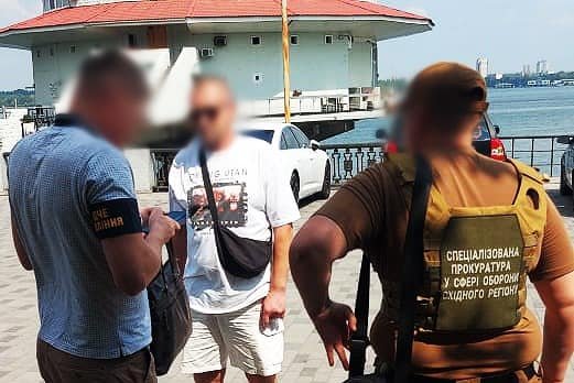 Уникнення призову за 14 000 доларів: в Дніпрі викрили чергову корупційну схему