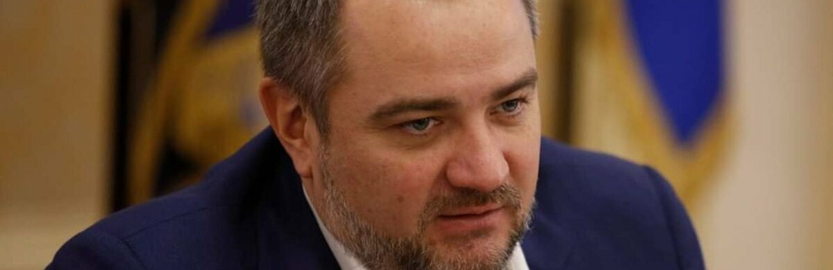 Підозрюють у розкраданні коштів федерації футболу: міська влада Дніпра приймає рішення в інтересах Андрія Павелко