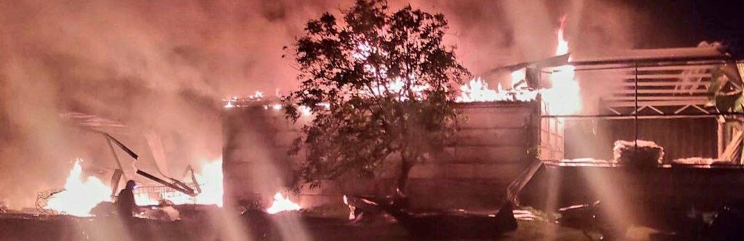 Вибухи на Дніпропетровщині:  ворог двічі атакував безпілотниками сільгосп підприємство