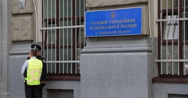 Стриптиз у відділку поліції: у Львові судили мешканку Дніпра
