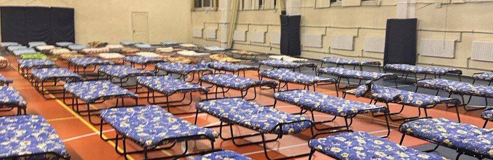 Місто облаштовує прихистки для людей з постраждалої багатоповерхівки