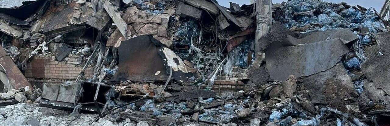 Удари по п'ятиповерхівці та підприємствам з водою: кількість жертв в Кривому Розі зросла