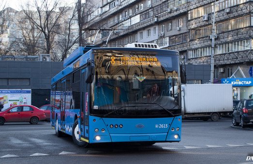 Масові знеструмлення в Україні: як працюють приміські та міжміські автобусні маршрути на Дніпропетровщині 