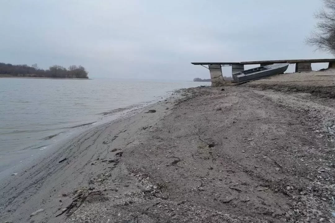 Проблема в Каховському водосховищі може спровокувати катастрофу на ЗАЕС та залишити без водопостачання три області
