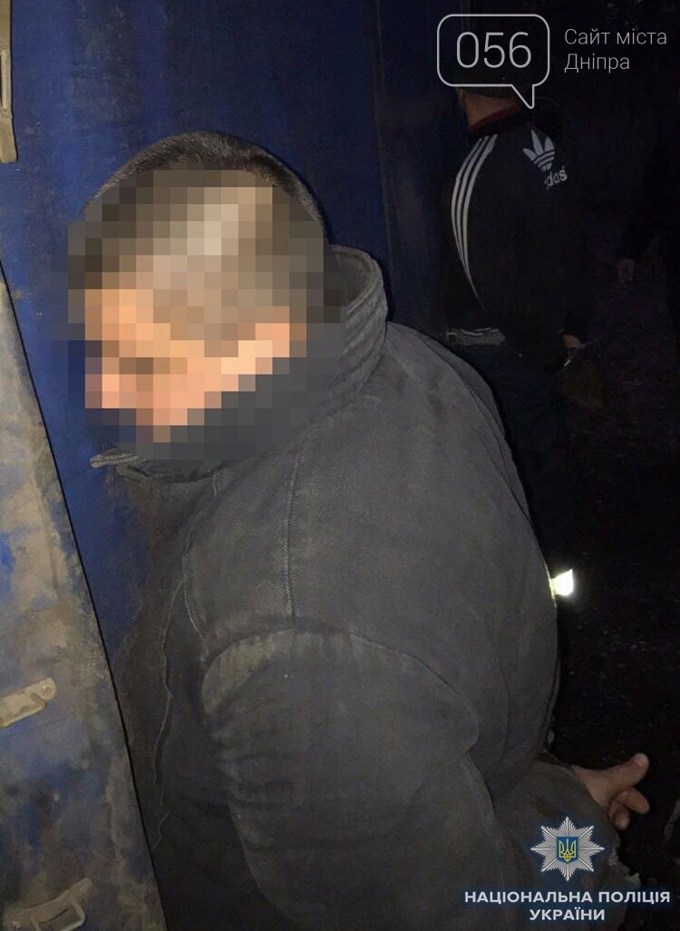 На Днепропетровщине мужчины несколько месяцев разворовывали..., фото-1 На Днепропетровщине мужчины несколько месяцев разворовывали предприятие: сумма ущерба почти полмиллиона гривен, - ФОТО, фото-1