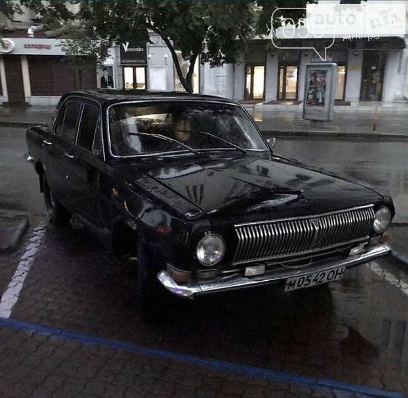 Такая черная "ласточка" продается в Днепре