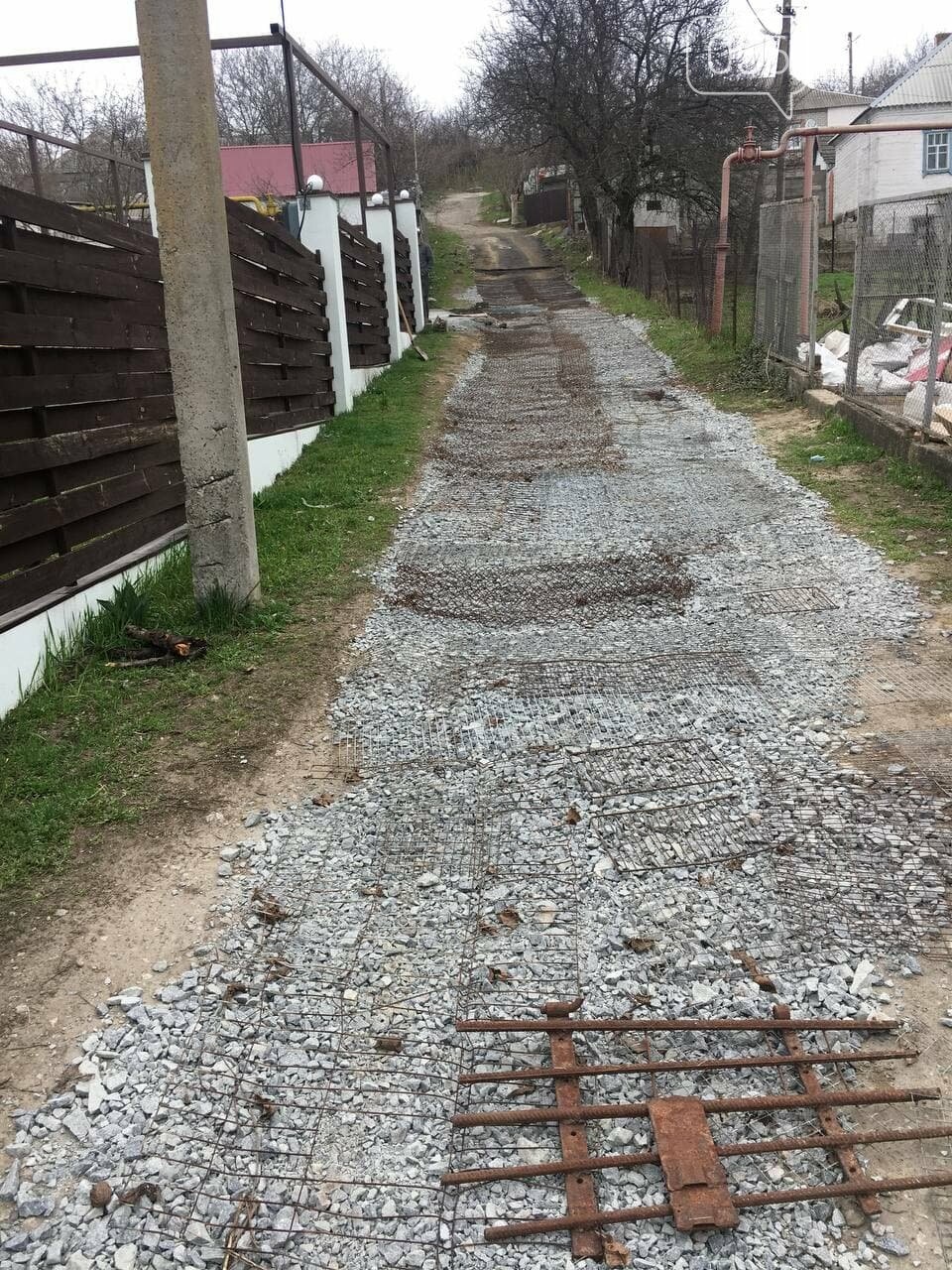 В Днепре жители одного из районов не дождались коммунальщиков и самостоятельно сделали себе дорогу, – ФОТО, ВИДЕО, фото-2