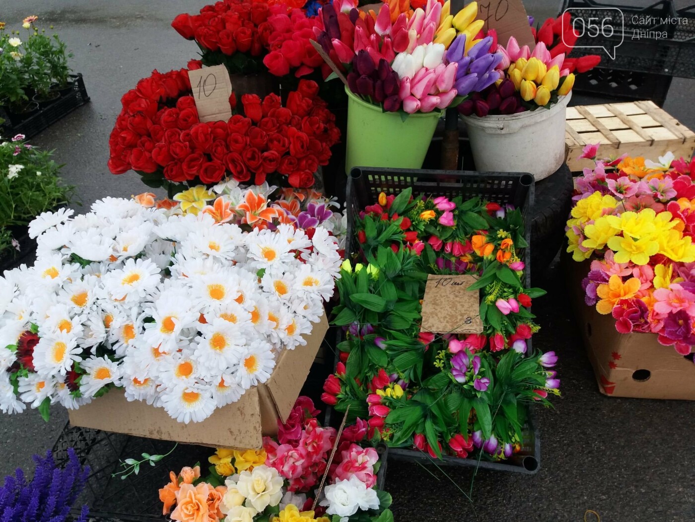 В Днепре произвели зачистку от пластиковой ритуальной атрибутики, - ФОТО, фото-7