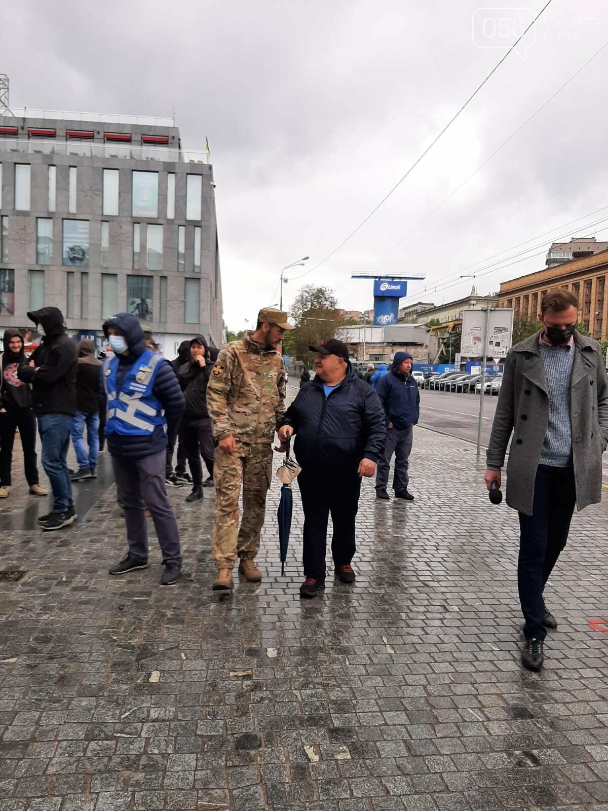 В Днепре требовали возврата льготного проезда и уважения к военным, - ФОТО, фото-3