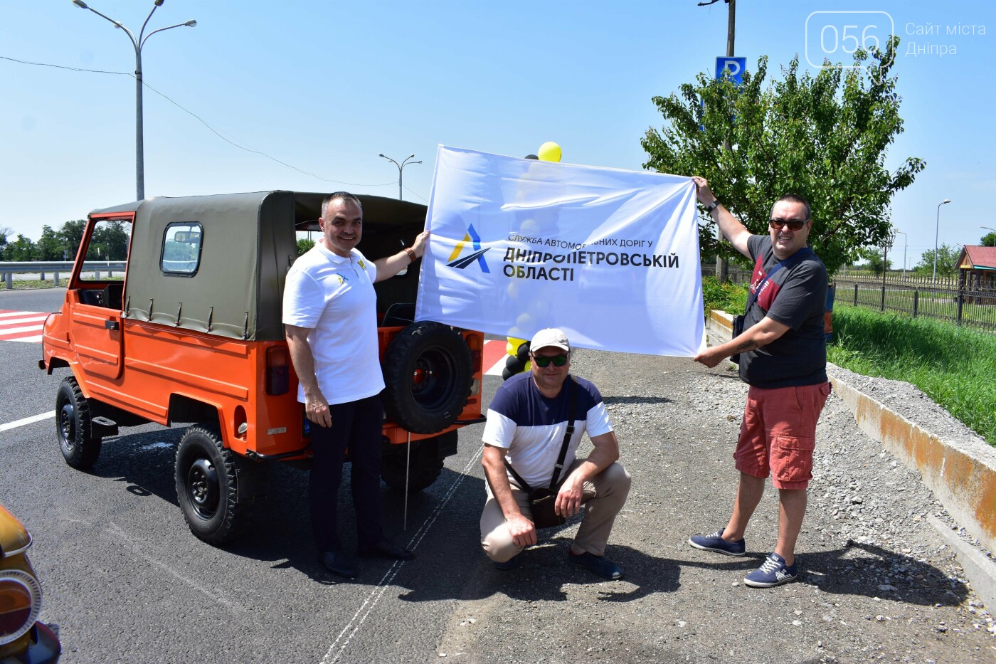 Обновленную трассу Днепр-Кривой Рог протестировали старые автомобили, - ФОТО, ВИДЕО, фото-9