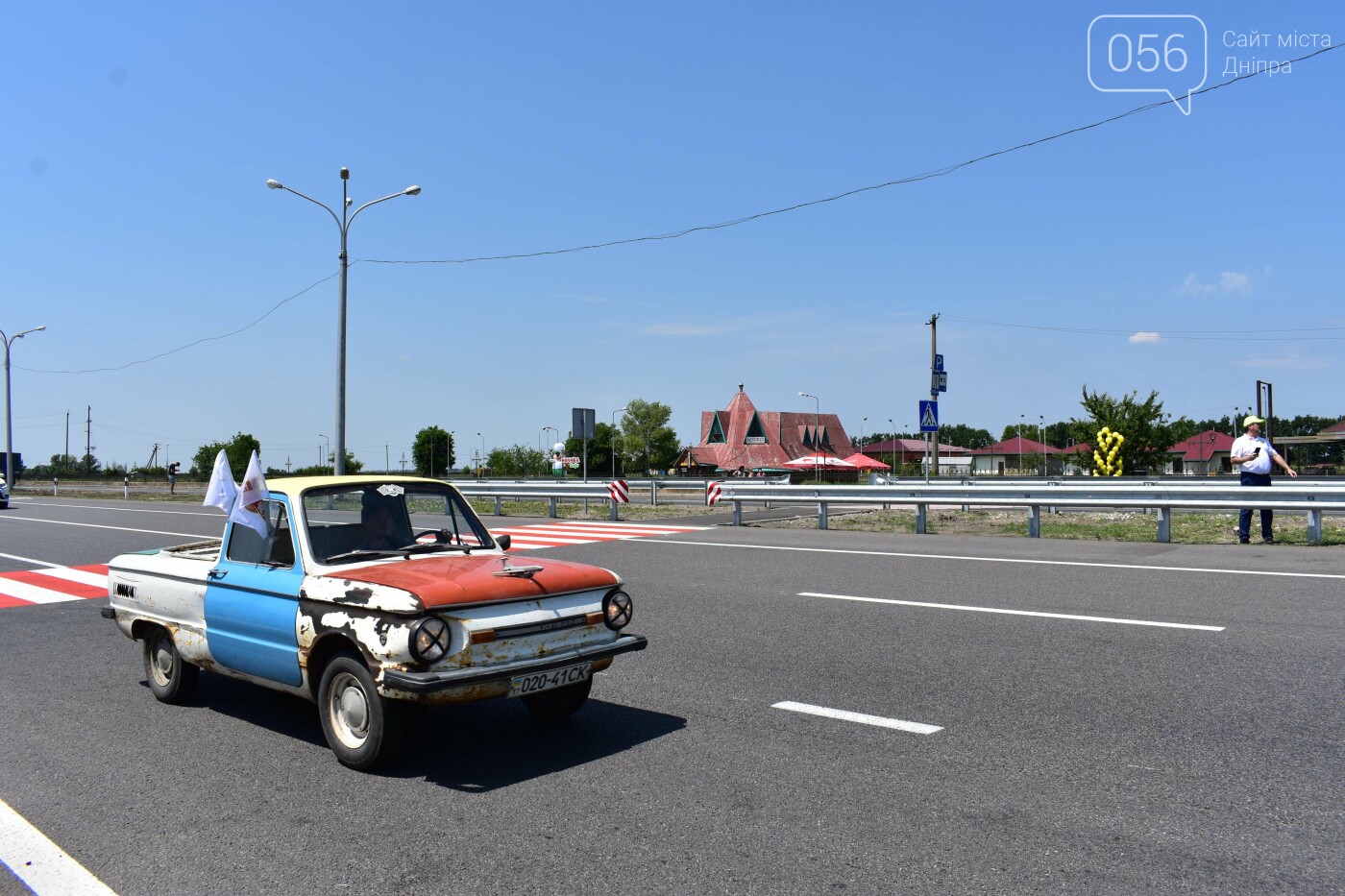 Обновленную трассу Днепр-Кривой Рог протестировали старые автомобили, - ФОТО, ВИДЕО, фото-16