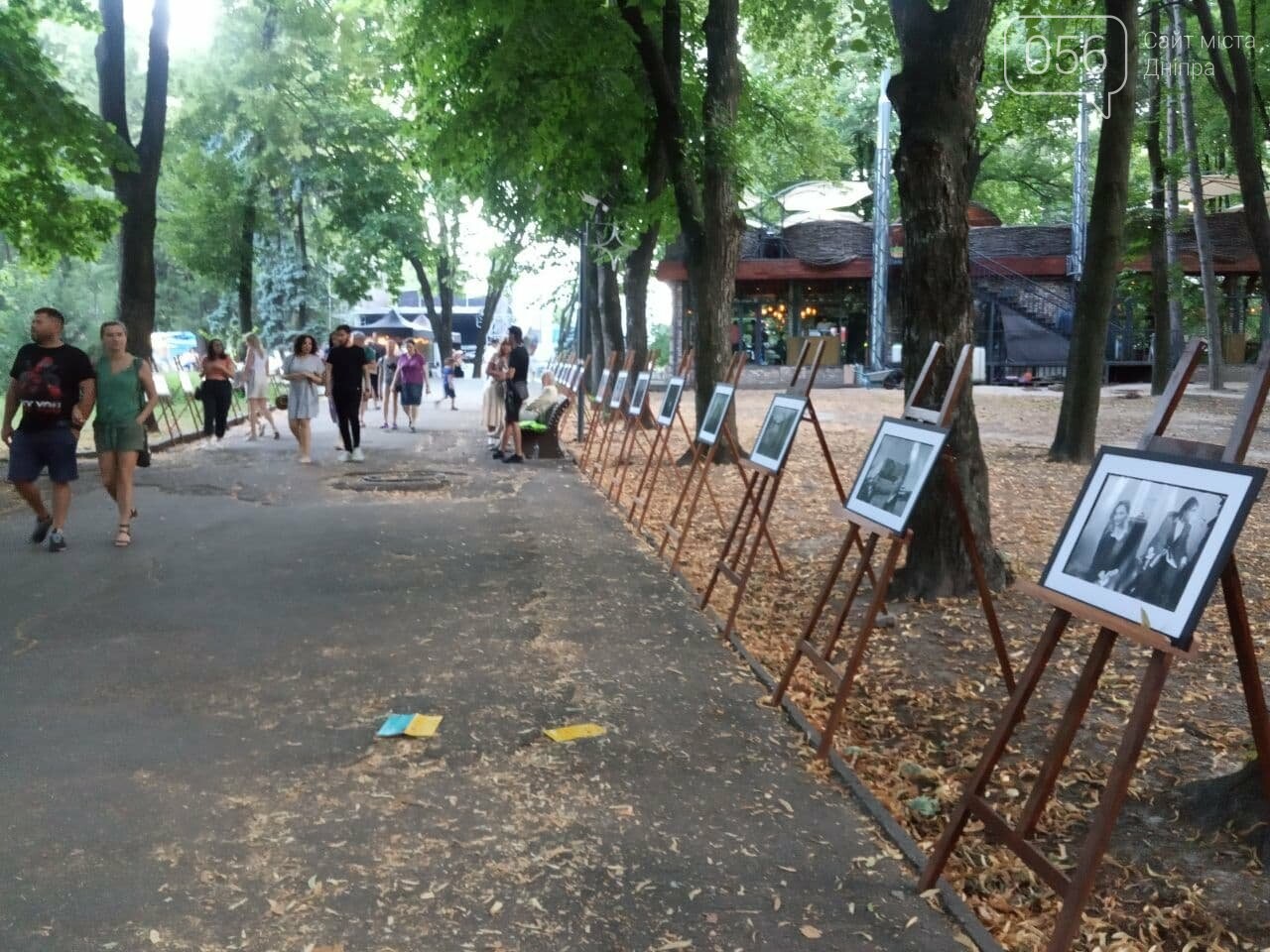 В Днепре по всей территории парка Шевченко звучит музыка нон-стоп, - ФОТО, ВИДЕО, фото-38