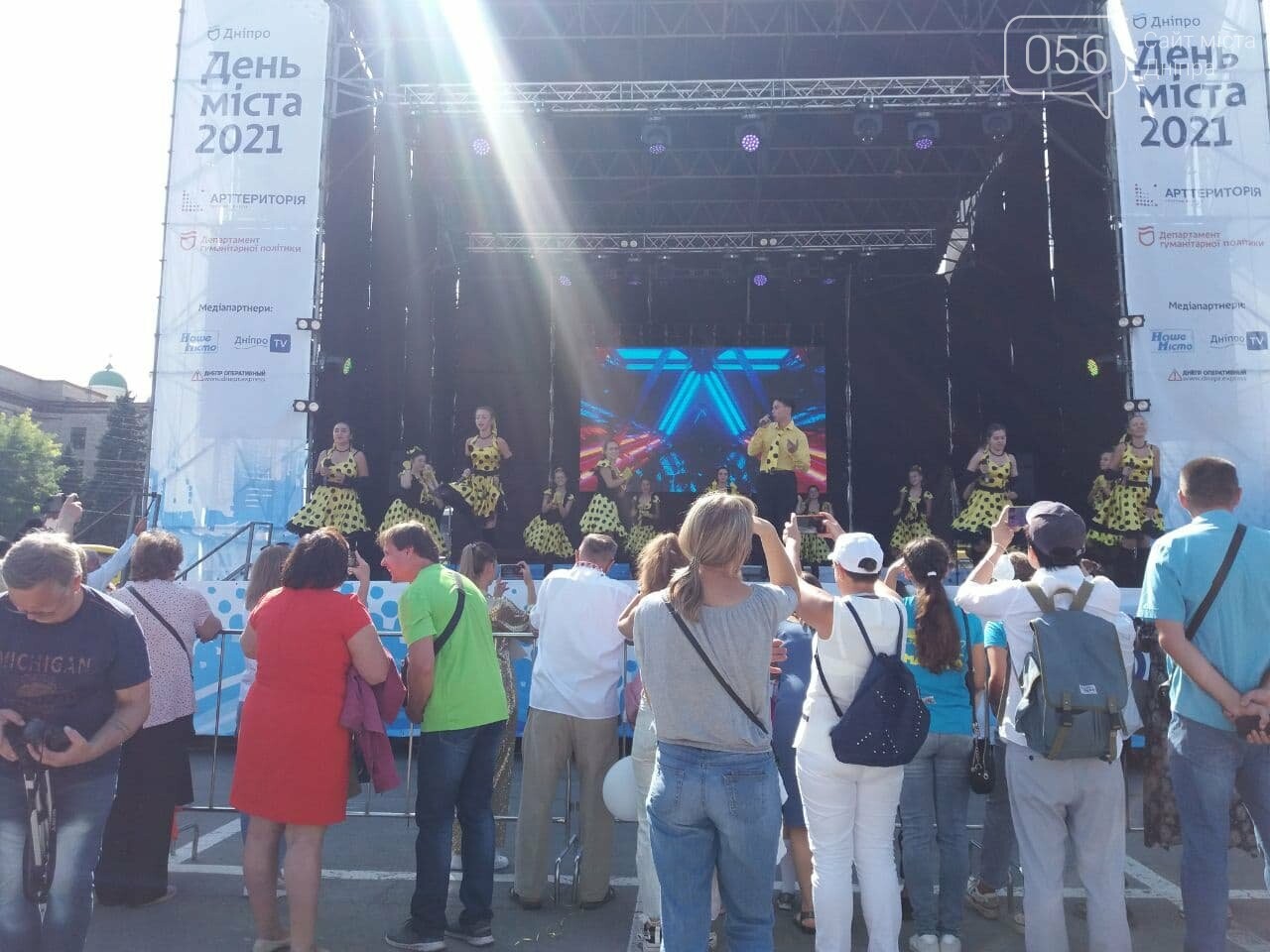 Более 1000 детей исполнили в центре Днепра песню о городе, - ФОТО, ВИДЕО, фото-5
