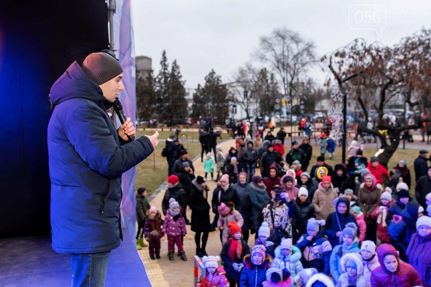 Открыли новый сквер. Фото сквер улица Октябрьская.