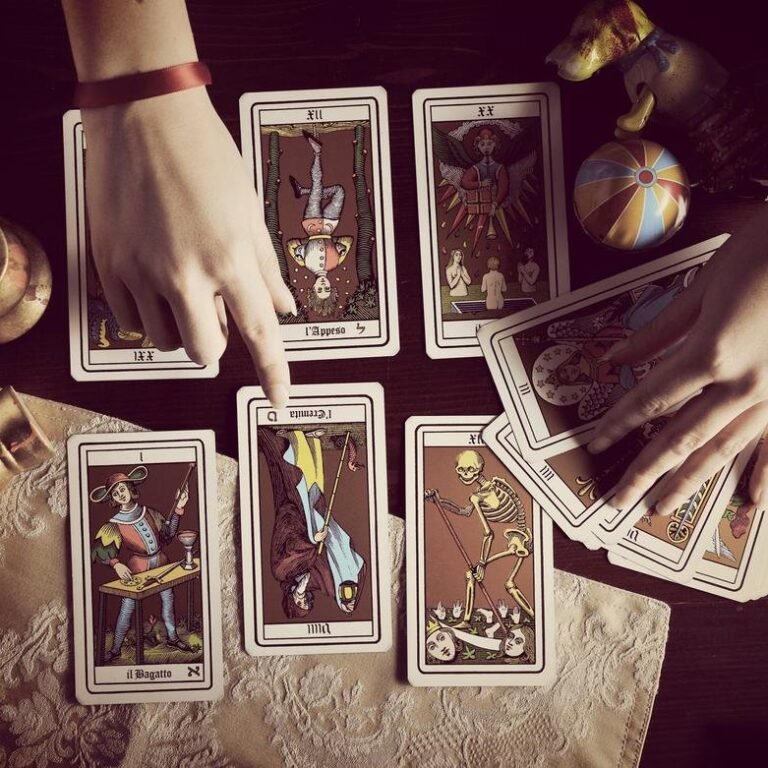 Таролог, Ворожіння, Ворожка, Магія, Магічні послуги,Біла магія, Чорна магія, Обряди, Ритуали, Привороти, Лікування, Пророцтво, Марія
