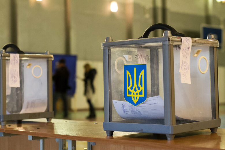 Переход от обещаний к угрозам и составы комиссий - как проходит избирательная кампания в Днепропетровской области
