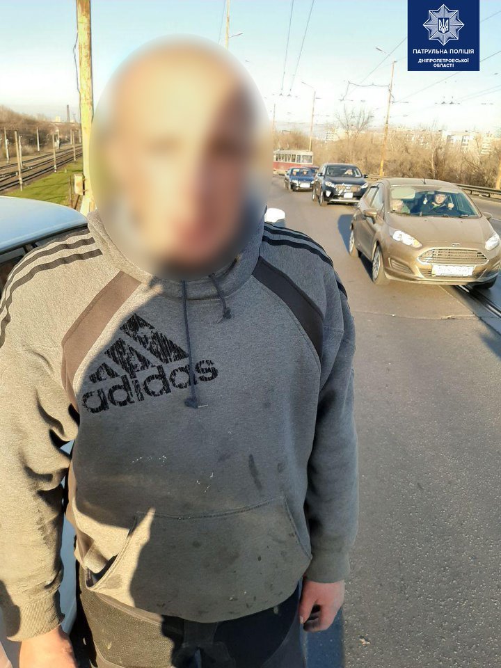Выпил - не садись за руль: в Днепре произошло ДТП, фото-1 Выпил - не садись за руль: в Днепре произошло ДТП, фото-1