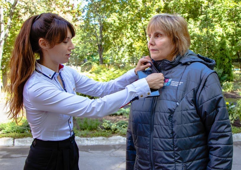 Соцработникам Днепра доставили брендированную одежду для р..., фото-10 Соцработникам Днепра доставили брендированную одежду для работы, фото-10