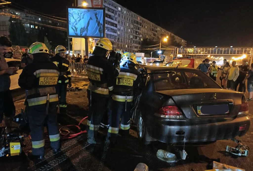 Самые резонансные аварии в Днепре, которые произошли этой о..., фото-1 Самые резонансные аварии в Днепре, которые произошли этой осенью, фото-1