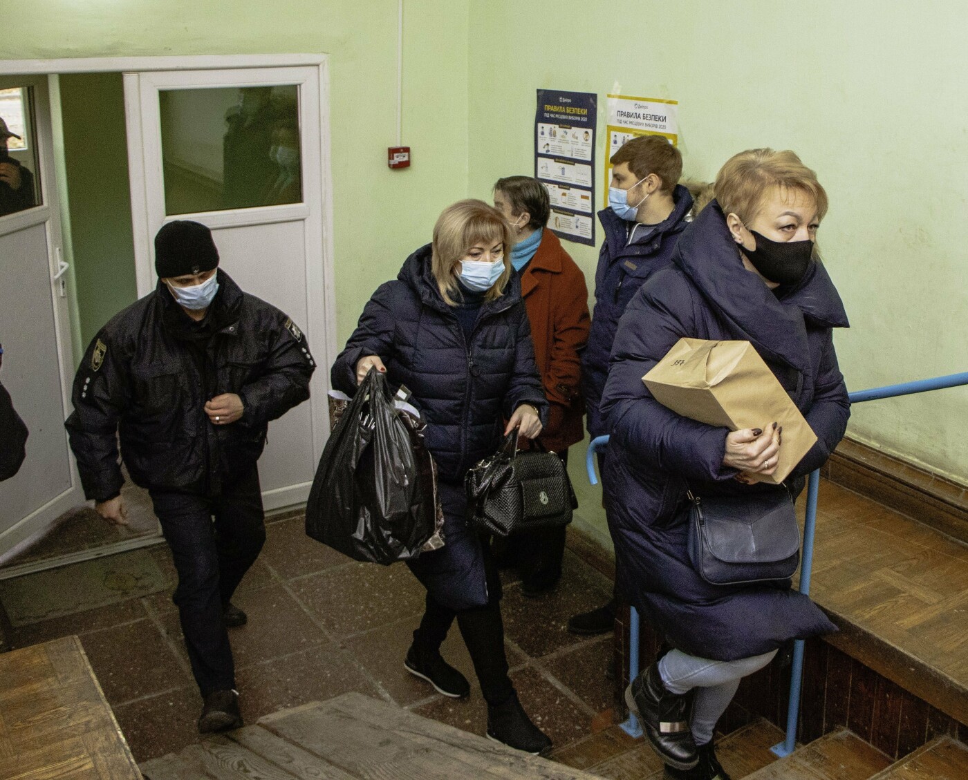 Как в Днепре подготовились ко второму этапу местных выборов, фото-25