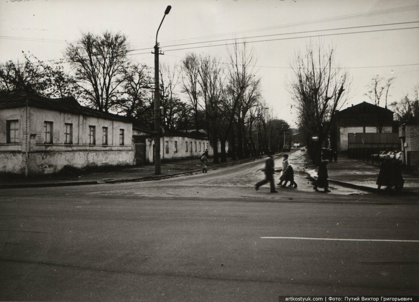 Пересечение улиц Харьковская и Владимира Великого, 1980-е годы