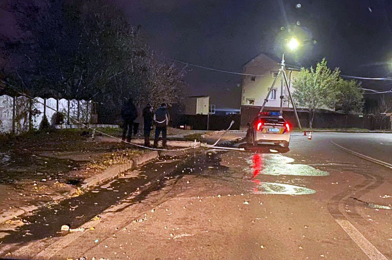 В Днепре автомобиль въехал в столб: пассажирку госпитализировали, - ФОТО , фото-3