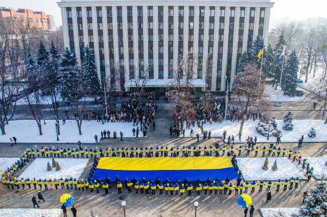 Флешмоб под ДнепрОГА, 2016 год