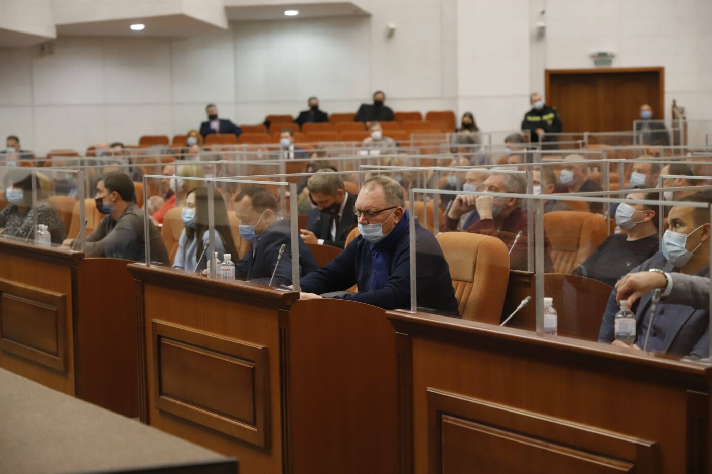 Как днепровские депутаты в "боксах" за 50 минут 306 вопросов решали, фото-6