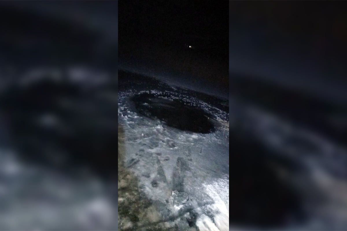 Под Днепром двое человек провалились под лед и утонули: тела доставали спасатели, - ФОТО, фото-2