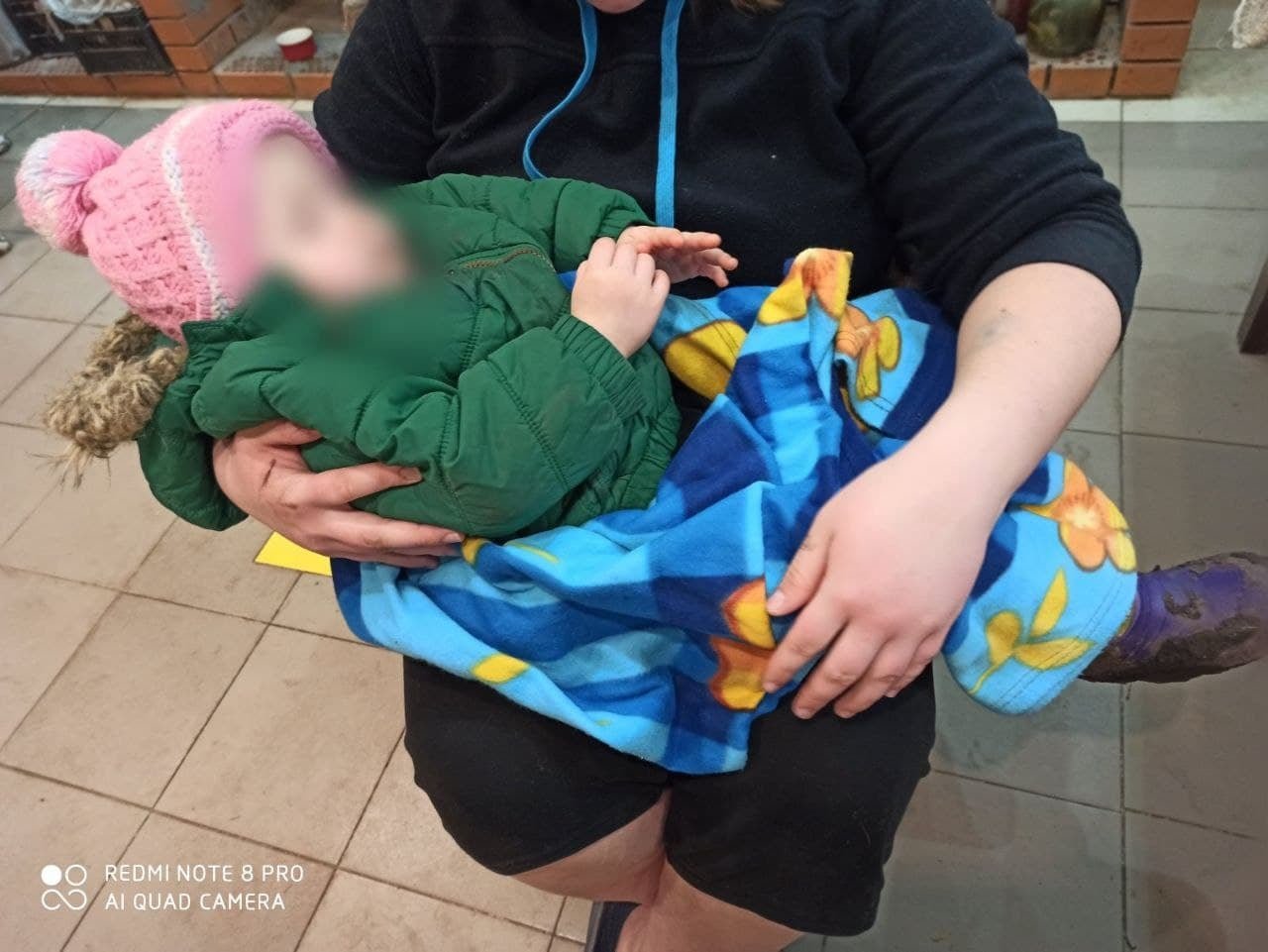 От единственной мамы на свете: на Днепропетровщине изнеможенные дети попросились в дом к чужой женщине, фото-2