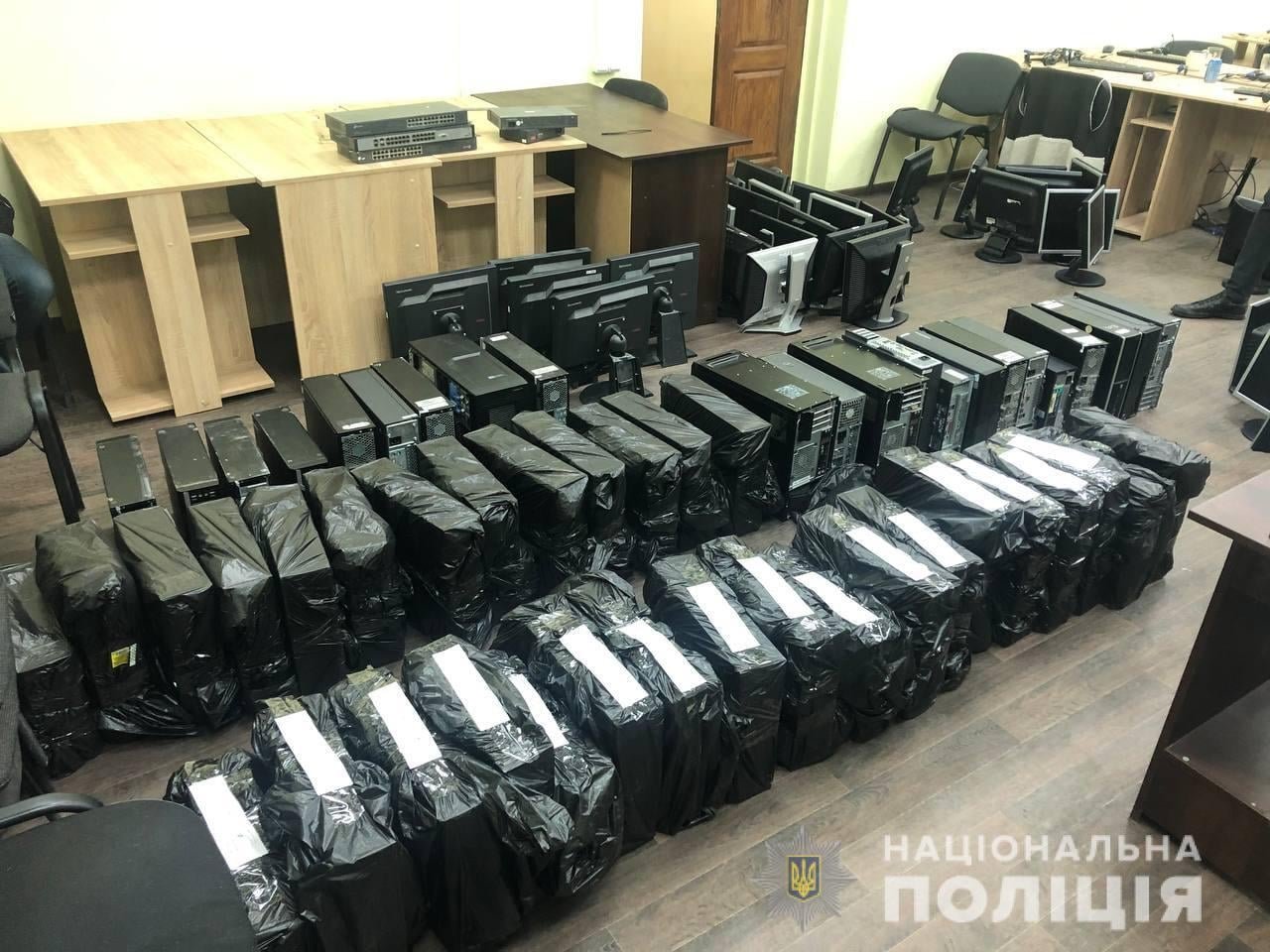 Под Днепром прикрыли еще один "черный" call-центр, фото-2