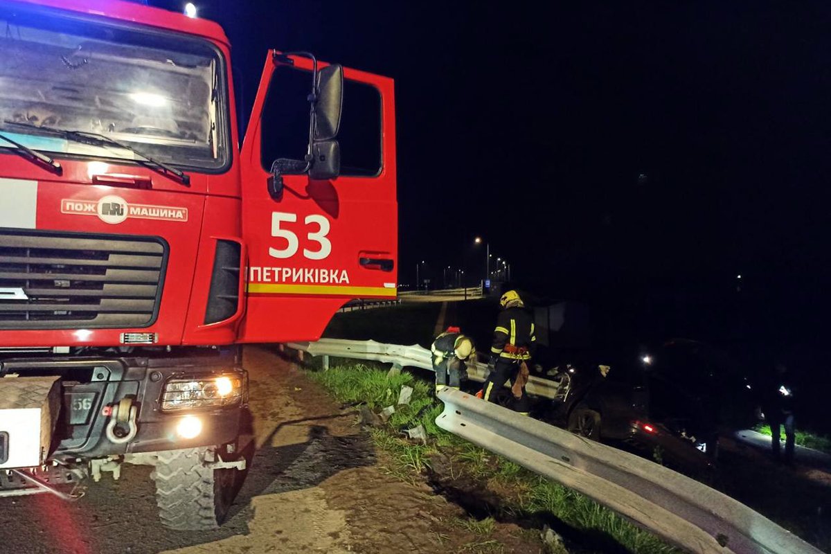 Под Днепром на трассе произошло жесткое ДТП: подробности, фото-1