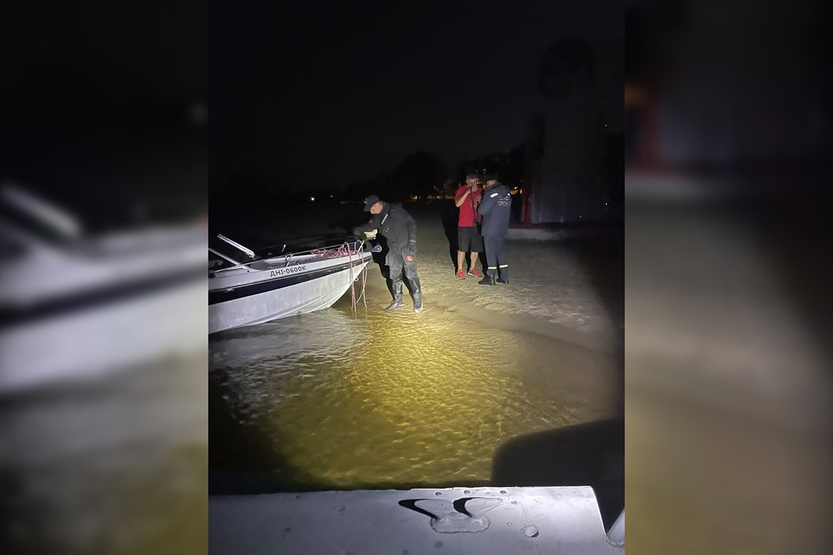 Под Днепром трое взрослых и ребенок застряли посреди водохранилища: подробности, фото-1