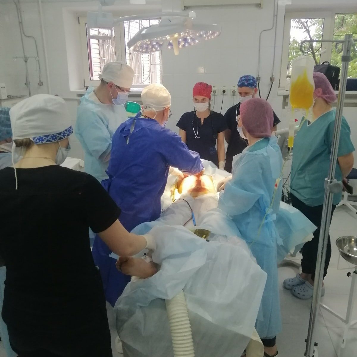 Врачи рассказали о состоянии 12-ти летнего мальчика, который случайно поджег себя, - ВИДЕО , фото-1