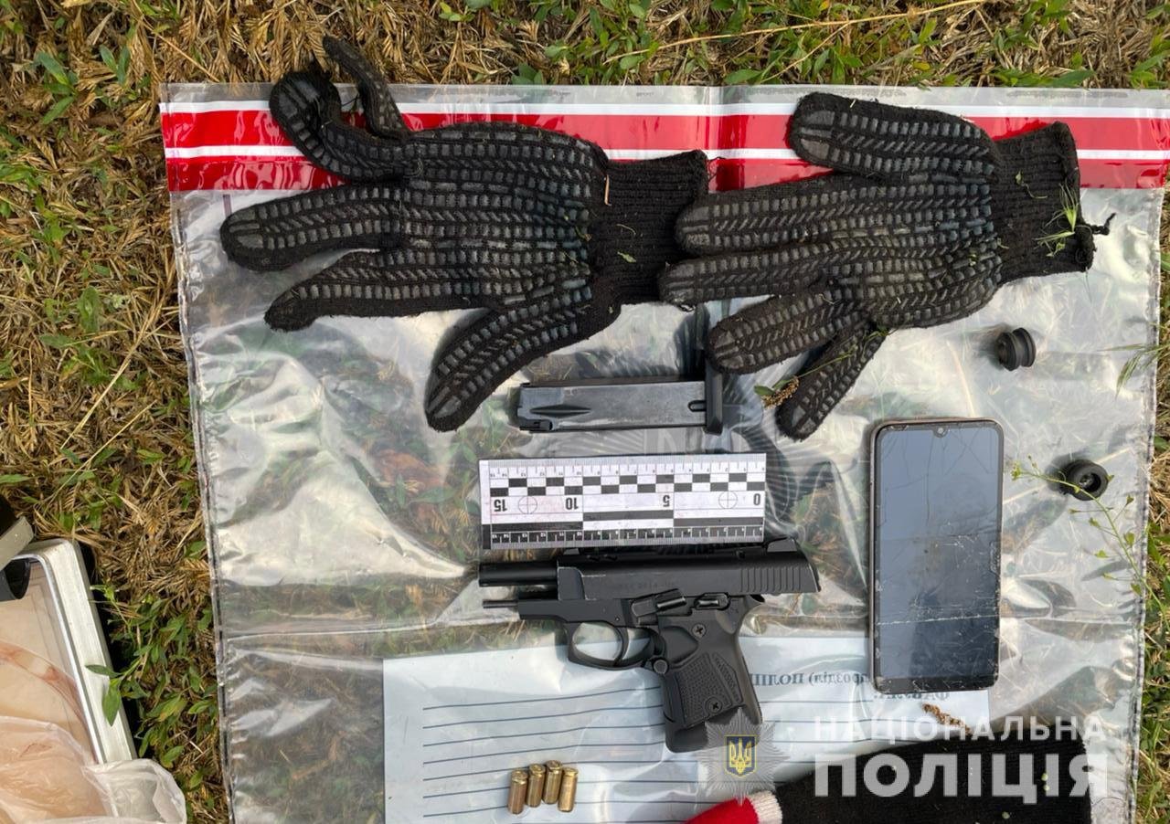 Под Днепром вооруженная банда кошмарила фермеров, фото-1