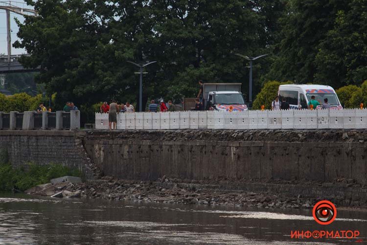 В Днепре обвалился еще один участок Набережной, фото-1