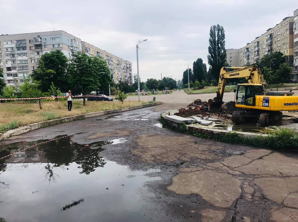 В Днепре вместо старого фонтана строят скейт-парк: подробности, фото-1