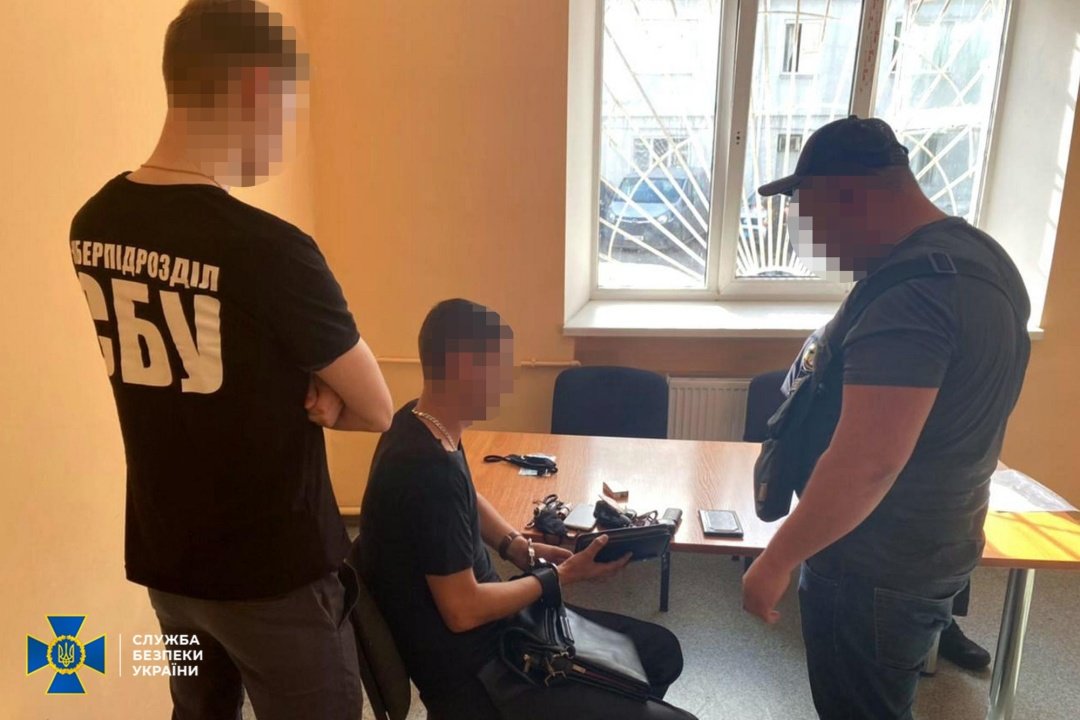 Обманул тяжелобольных на миллионы: в Днепре поймали международного афериста, фото-1