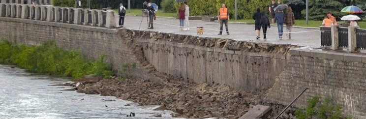 В Днепре предлагают не восстанавливать рухнувшую часть набережной